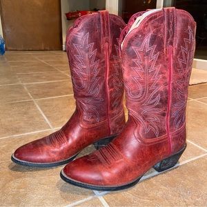 ARIAT Women’s Cowboy Boots Size 7.5 DARK RED